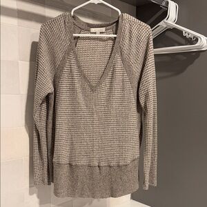 Gray and Cream checked V-Neck Sweater